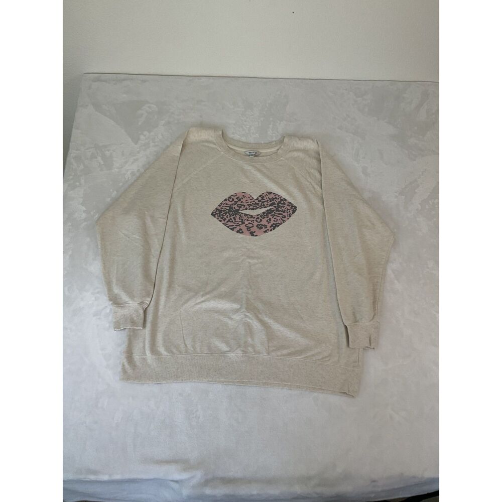 Wildfox Leopard Lips Sweatshirt Cream Oversized Pullover Graphic Top Size XL